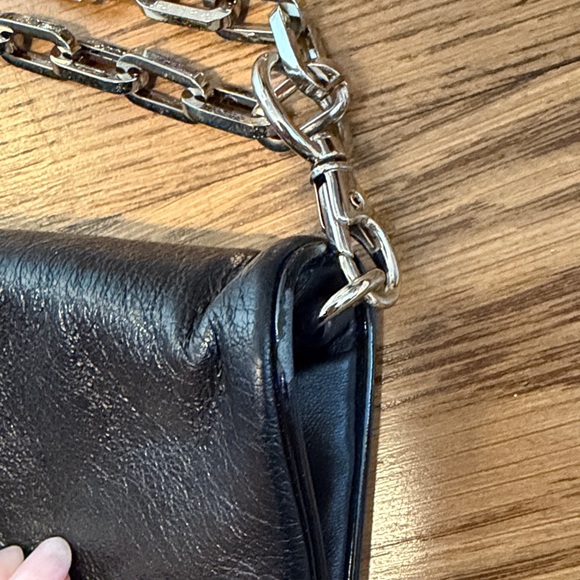 Tory Burch Black Leather Wristlet with Silver Logo Medallion - Picture 5 of 7